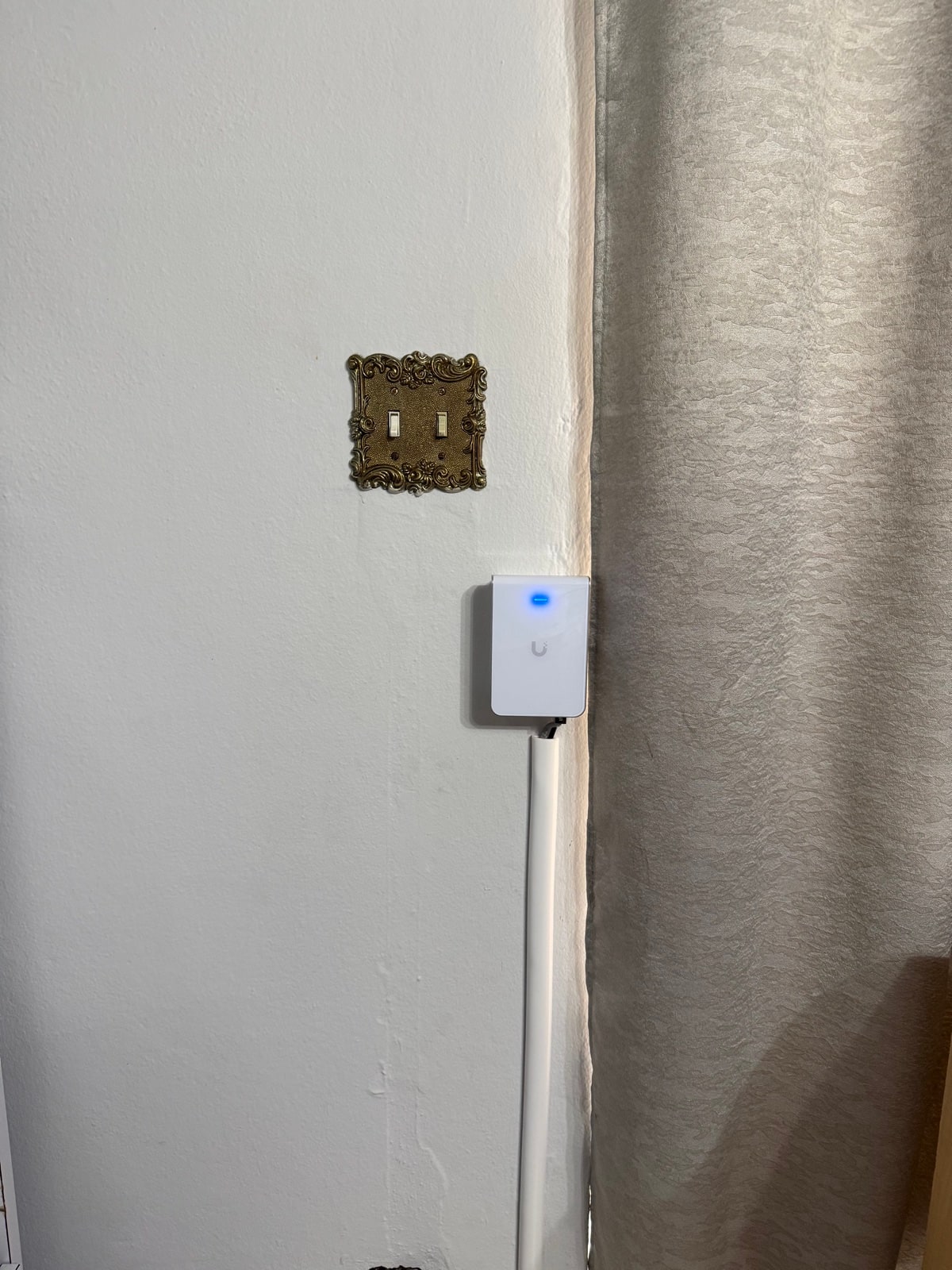 Access point in a hallway placement
