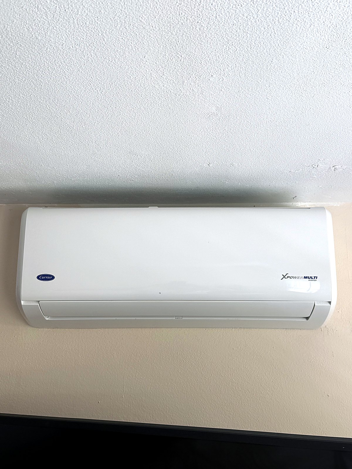 Inverter AC on smart control - cool the room only when you need it